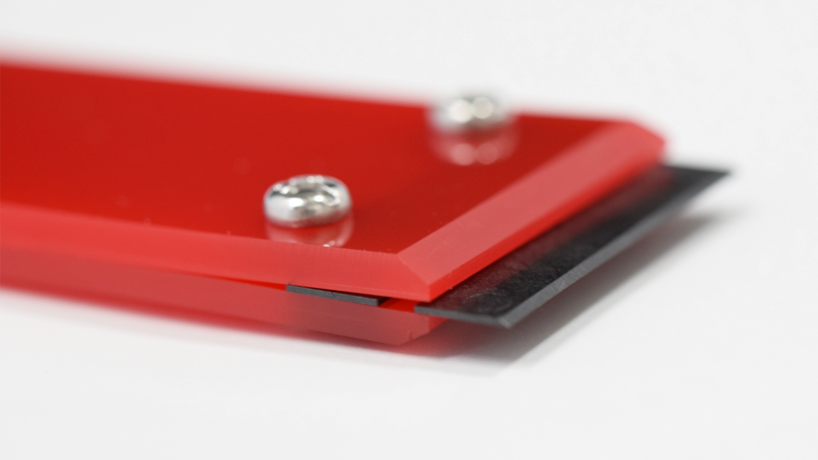 Uploaded a video of plastic one blade clear red holder on YouTube