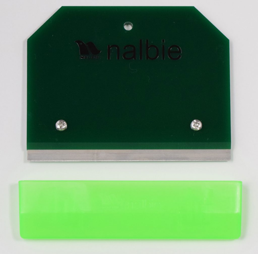 NALBIE Three-bladed Holder for professional use with Safety Cap